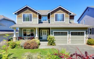 signs your home needs exterior repainting